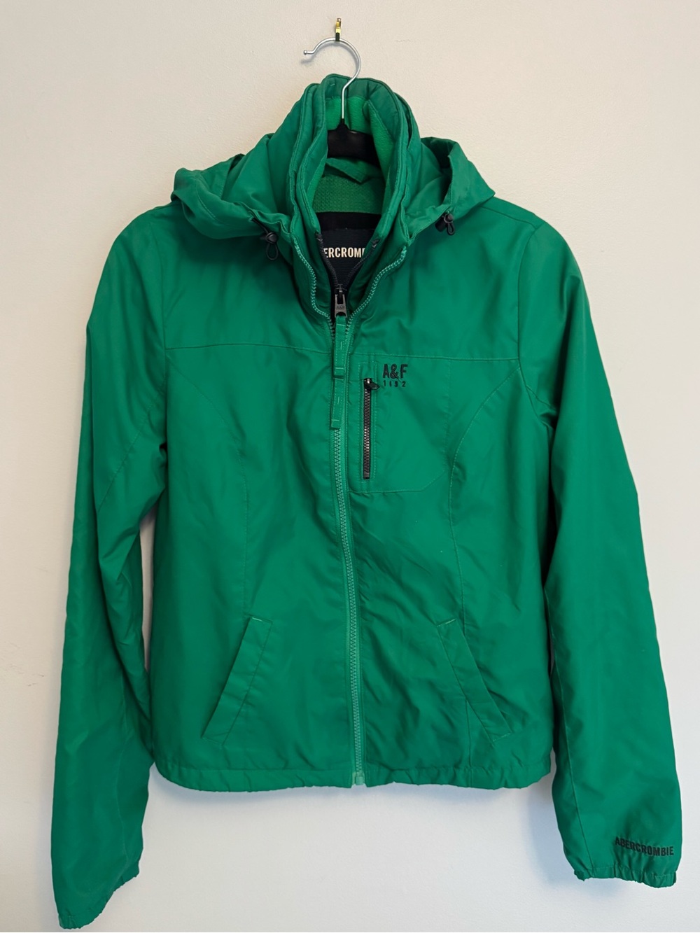 Abercrombie Kelly Green Hooded Full Zip Windbreaker Womens S | A&F 1892
